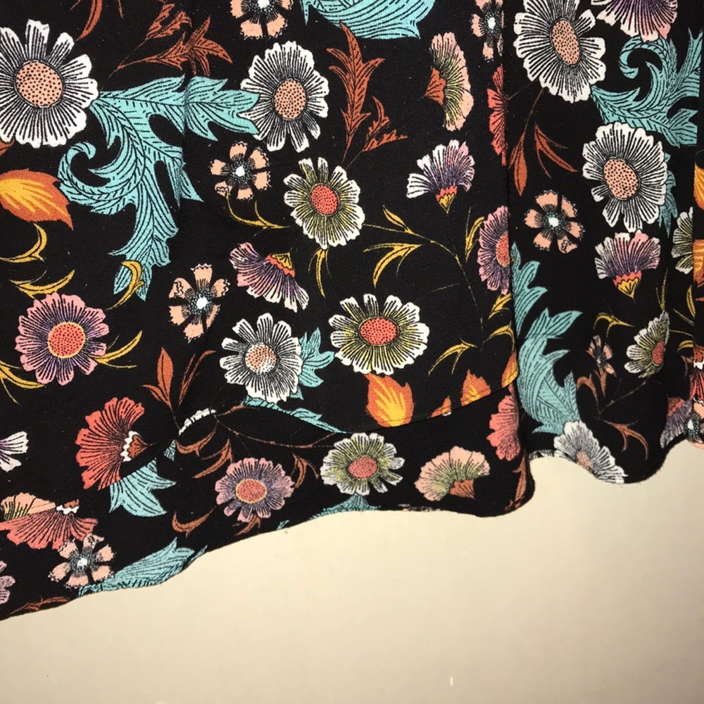 Floral top - Picture 5 of 8